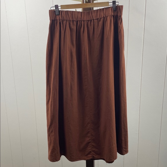 Madewell Linen-Blend Side-Button Midi Skirt Burnt Umber - Picture 4 of 4